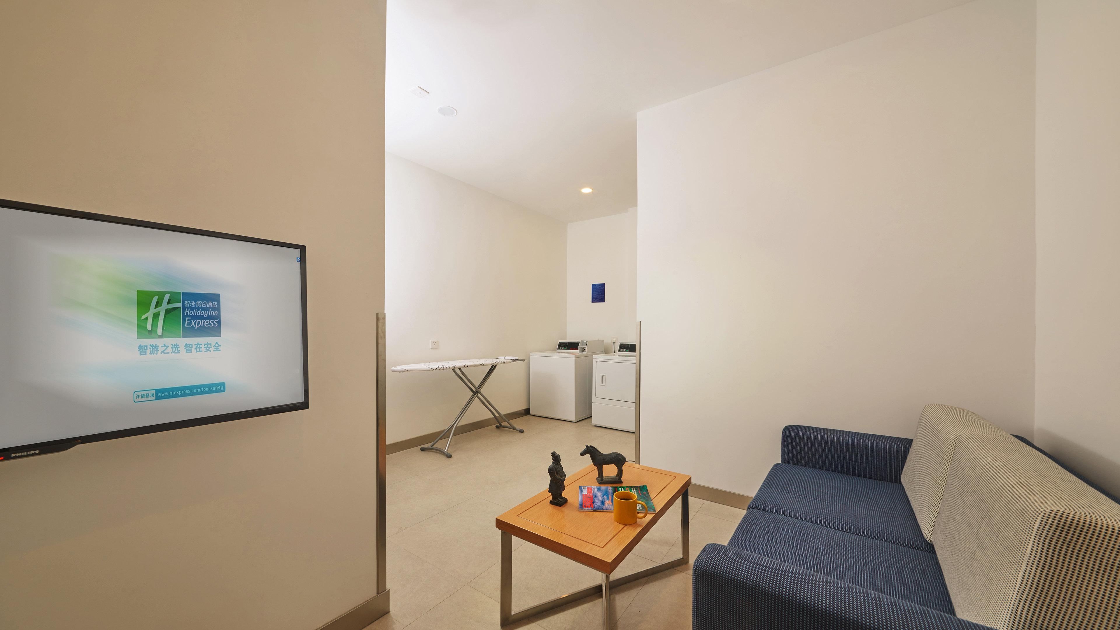 Holiday Inn Express Baoji City Centre By Ihg Exteriör bild