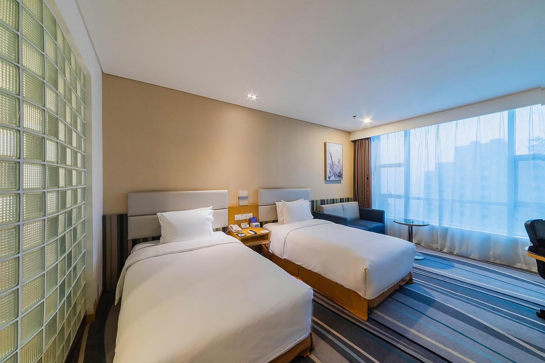 Holiday Inn Express Baoji City Centre By Ihg Exteriör bild