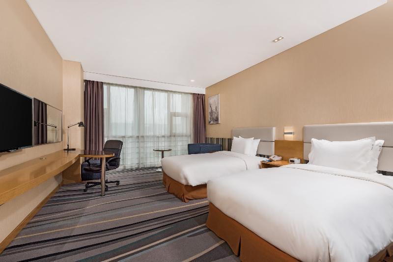Holiday Inn Express Baoji City Centre By Ihg Exteriör bild